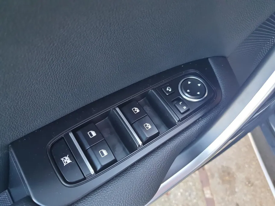 Kia ProCeed 1.5 T-GDi GT-Line | Stoel en stuurverwarming | Navigatie | Elektrische achterklep | Camera | Climate control | Apple Carplay / Android Auto |
