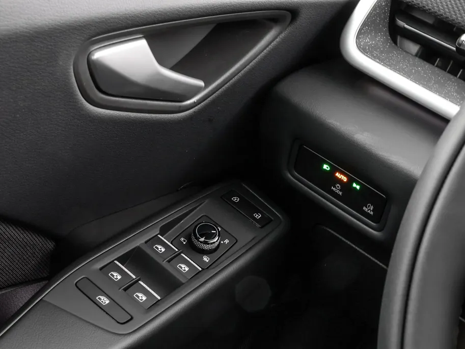 Volkswagen ID.3 (1) GP2 Life 61 kWh accu 190 PK Elektr. aandrijving · Comfort Pakket · Zijruiten achter en achterruit getint ·