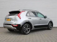 Kia Niro 1.6 GDi Hybrid DynamicPlusLine | Schuif-/kanteldak | Stuur-/stoelverwarming | Cruise adapt. | Camera | Clima | 16' LM |