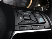 Nissan QASHQAI 1.3 DIG-T N-Tec | Trekhaak | 1500kg trekgewicht | Led verlichting | Half lederen bekleding | Apple carplay | Pro-pilot | 360grd camera | Half lederen bekleding | Wielkasten in kleur | pdc voor en achter | 160pk |