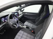 Volkswagen Golf GTE 1.5eHybrid 272PK GTE · Navigatie · Apple Car Play · Camera + Parkeersensoren · Garantie t/m 18-03-2030 of 100000km