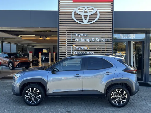 Toyota Yaris Cross 1.5 Hybrid 130 First Edition | Comfort Pack