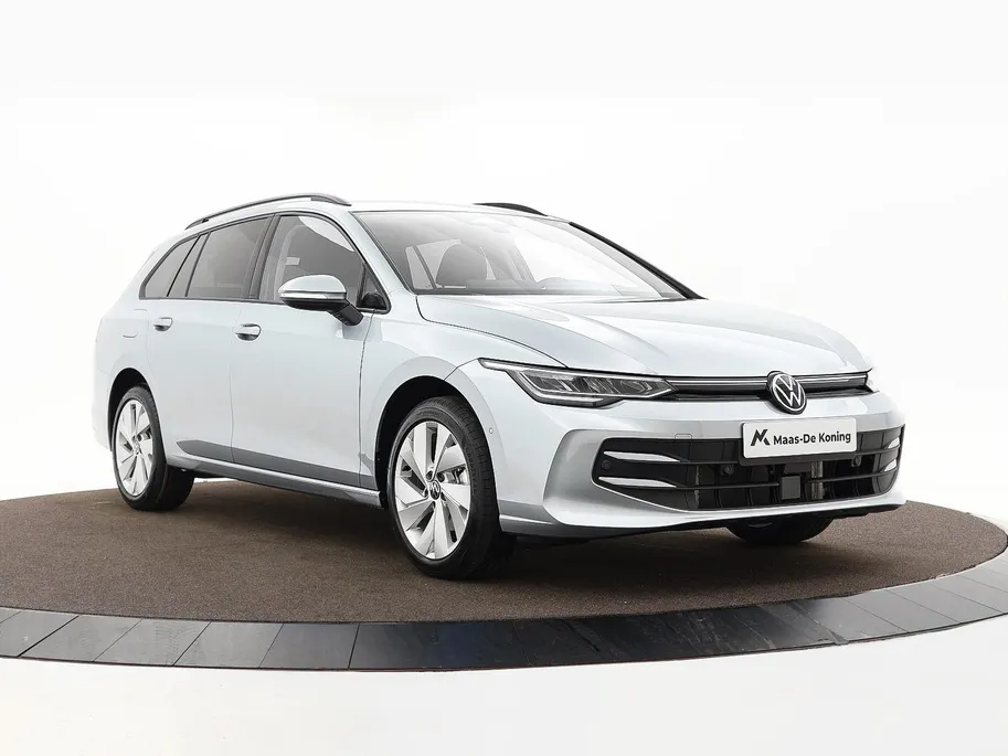 Volkswagen Golf variant Life Edition 1.5 eTSI 116 pk 7 versn. DSG · Achteruitrijcamera · draadloze telefoonlader · Prijs is inclusief inruilpremie · MEGA SALE