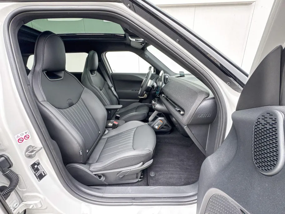 MINI Aceman E John Cooper Works M 42.5 kWh