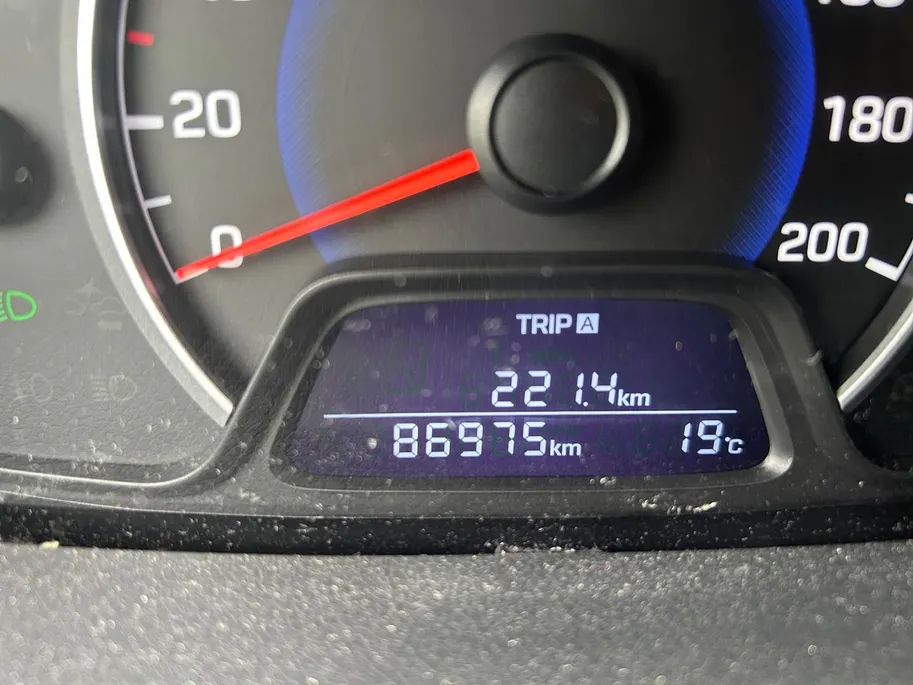 Hyundai i10 1.0i Comfort Zeer weinig km! NU RIJKLAARPRIJS incl. 12 maanden garantie!