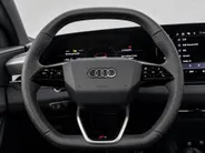 Audi Q6 e-tron Sportback S edition performance 306pk 100 kWh · SOH 97,8% · Panoramadak · Wegklapbare Trekhaak · 360 Camera · Stoelverwarming voor+achter · Bijrijder Display · 19'' Inch · Garantie t/m 10-08-2030 of 100.000km