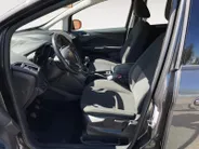 Ford Grand C-Max 1.0 Titanium 7Pers. | Navigatie | Voorruitverwarming | Stoelverwarming | Privacy Glass | Cruise Control | 17|  Velgen | Parkeersensoren voor en achter | Parkeerassistent | Zonneschermen