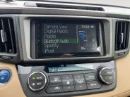 Toyota RAV4 2.5 Hybrid AWD Executive Business | Elektrische achterklep | Schuifdak | Lederen interieur | Trekhaak | 1.650 kg trekgewicht |