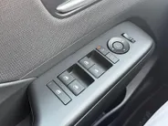 Hyundai Kona 1.6 GDI HEV Premium Sky | Schuif-/kantel dak | Navigatie | Apple Carplay/ Android Auto | Stoelventilatie | Stuur/ Stoelverwarming |