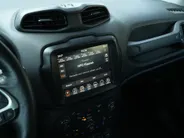 Jeep Renegade 4xe 240 PK Hybrid S | Leder | Navi | Winter | LED | Camera | 19'