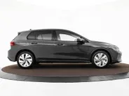 Volkswagen Golf Life Edition 1.5 eHybrid 204 PK 7 versn. DSG · Draadloze telefoonlader · Achteruitrijcamera · Privatelease Van 594,- voor  472,- obv 24 maanden! · Prijs is inclusief inruilpremie · MEGA SALE