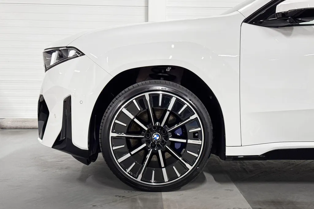 BMW iX3 50 xDrive