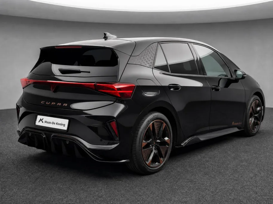 CUPRA Born Performance 61 kWh 190 PK l 19' Storm Copper l Side Assist l Elektrische stoelen l Leverbaar per November