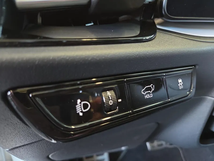 Kia Niro EV ExecutiveLine 64.8 kWh Accu 100% | Meest luxe uitvoering | Schuif/kantel dak | Dodehoek Detectie | Cruise Control Adaptief |  Head up Display | Stoelverwarming en Ventilatie | Harmen / Kardon | camera | Carplay & Android | Fabrieksgarantie t/m 19-06-2031