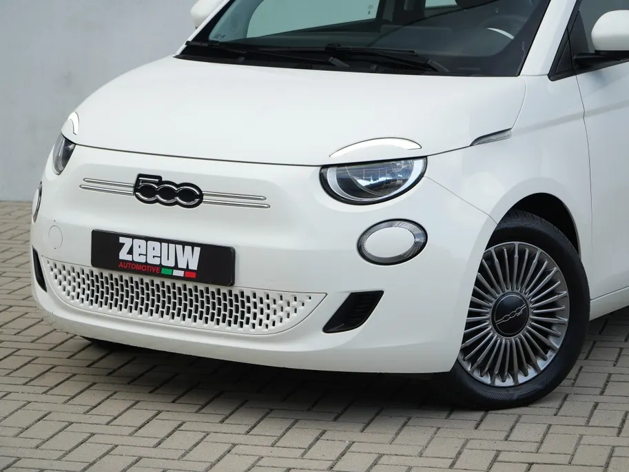 Fiat 500e Icon 42KWH | Carplay | Cruise | Clima | BTW | 16' VERKOCHT