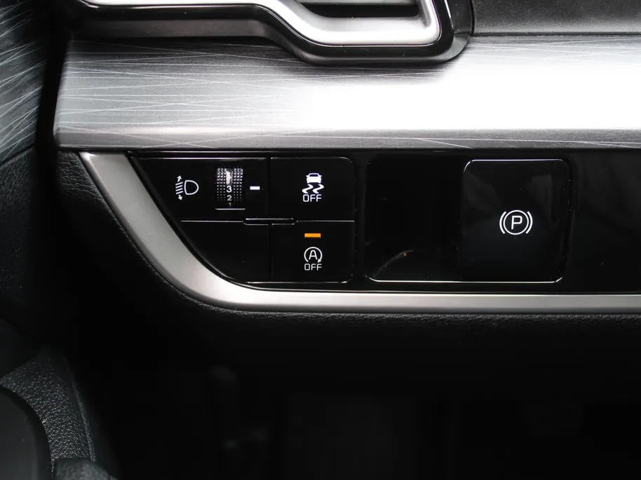 Kia Sportage 1.6 T-GDi MHEV DynamicLine | Camera | Clima | Cruise adapt. | Navi | PDC | LED | 17' LM | Apple Carplay/Android Auto |