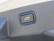 Kia Niro 1.6 GDi Hybrid DynamicPlusLine | Stuur-/stoelverwarming | Schuifdak | Elek. stoelverstelling + achterklep | Dodehoekdetectie | Camera | Telefoonlader | HK audio | LED |