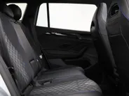 Volkswagen Tayron 1.5 272pk DSG eHybrid R-Line Edition · Panoramadak · 360 Camera · Wegklapbare Trekhaak · Stoelverwarming · Apple/Android Car Play · 20'' Inch · Garantie t/m 03-11-2029 of 100.000km