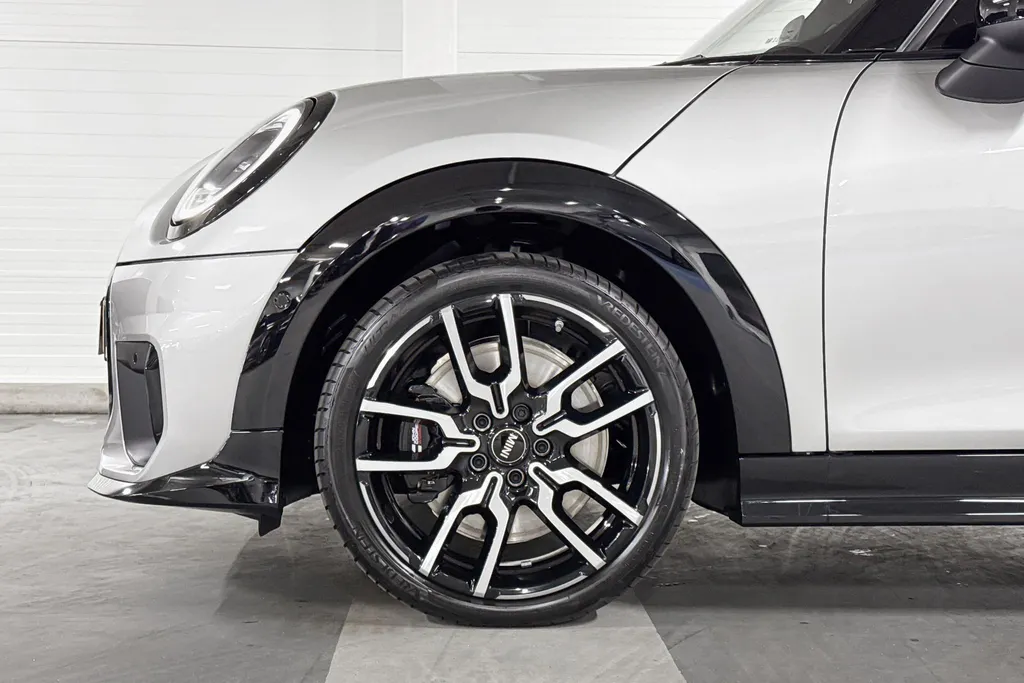 MINI Cooper 5-deurs Cooper S John Cooper Works pakket