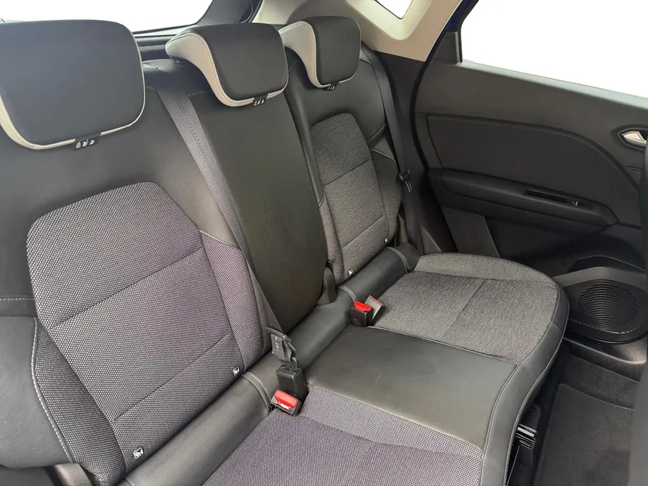Renault Captur 1.6 E-Tech full hybrid 145 techno | Trekhaak | Camera | Parkeersensoren | LMV | Apple Carplay & Android Auto | Navigatie | Cruise & Climate Control | 12 Maanden BOVAG Garantie
