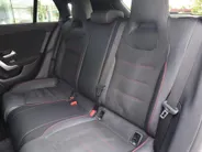 Mercedes-Benz CLA Shooting Brake 250 e Premium l Panoramadak l Stoelverwarming l Achteruitrij camera