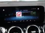 Mercedes-Benz GLB 200 Premium Plus l Trekhaak l Panoramadak l Carplay