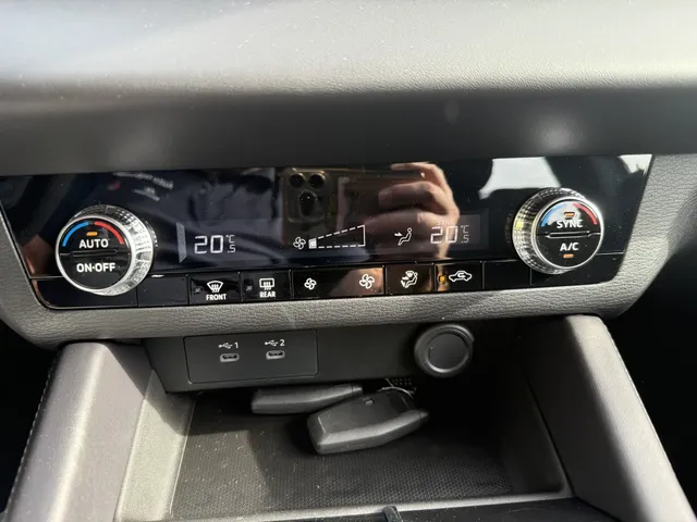 Mitsubishi Outlander 2.4 PHEV Pure