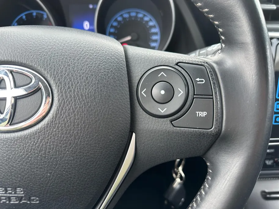 Toyota Auris Touring Sports 1.2T Aspiration | Automaat | Bluetooth | Camera | Climate Control | All Season Banden | Automatische Raambediening | 12 Maanden BOVAG Garantie