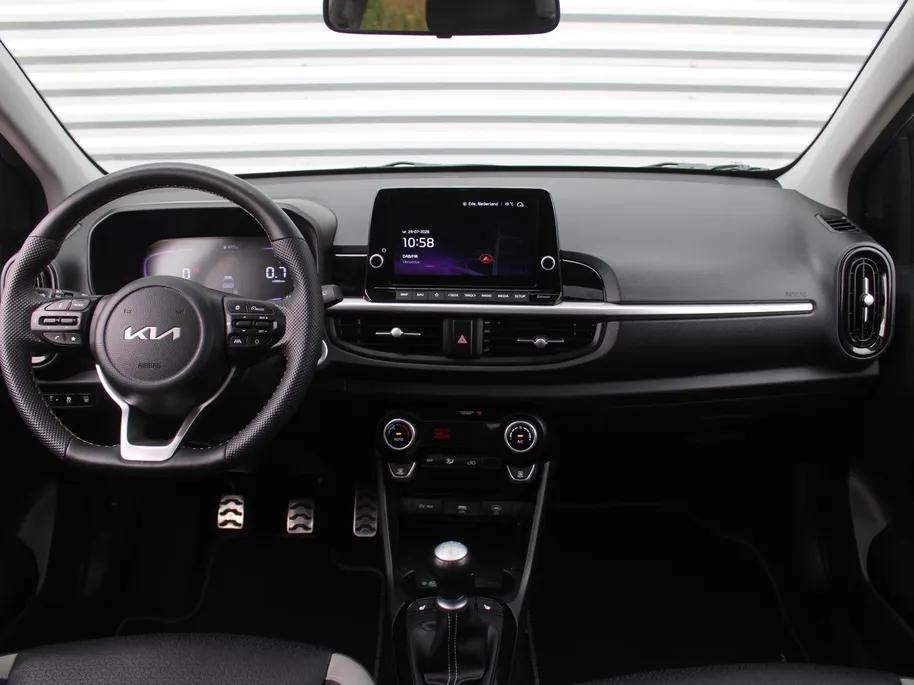 Kia Picanto 1.0 DPI GT-Line | Stuur-/stoelverwarming | Schuifdak | Camera | Dodehoek detectie | Telefoonlader | Clima | Navi | 16' LM | LED | Cruise |