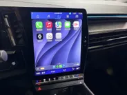 Renault Austral 200PK E-Tech Full Hybrid Techno Automaat | Camera | Parkeersensoren | Climate Control | Cruise Control | Apple CarPlay/Android Auto | Full LED | Licht & Regen Sensor | Lichtmetalen Velgen |