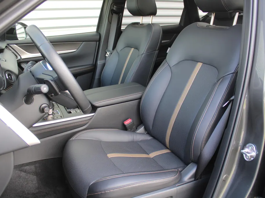 Mazda CX-60 2.5 e-SkyActiv PHEV Homura Plus | Stuur-/stoelverwarming+ventilatie | Schuifdak | Leer | HUD | Elek. stuur-/stoelverstelling | Camera rondom | 20' LM |