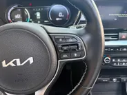 Kia e-Niro DynamicPlusLine 64 kWh | Navigatie | Panoramadak | Apple Carplay/Android Auto | Adaptieve Cruise Control | Stoel/Stuurverwarming | Lichtmetalen Velgen |