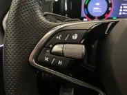 Škoda Kodiaq 1.5TSI 150kW/204PK PHEV Sportline · Panoramadak · Trekhaak · 360°Camera + Parkeersensoren · Canton Audio ·  Garantie t/m 13-05-2027