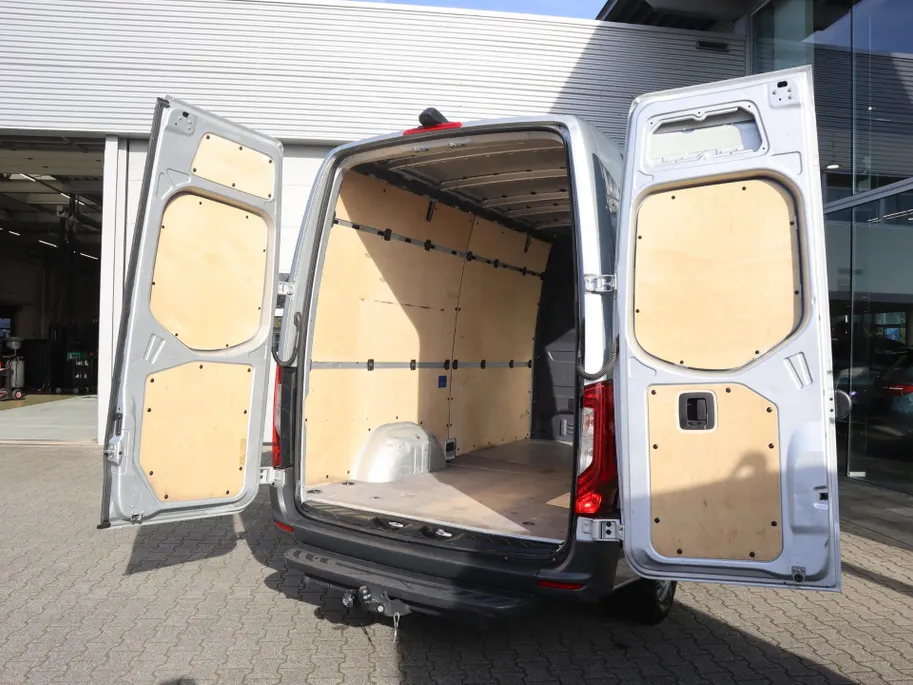 Mercedes-Benz Sprinter 316 CDI L2H2 LED 10'MBUX