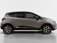 Renault Captur 150PK TCe Intens Automaat | 1ste Eigenaar | Trekhaak | 1200kg Trekgewicht | Cruise Control | Climate Control | Navigatie | Camera | Parkeersensoren | Licht & Regen Sensor | Armsteun |