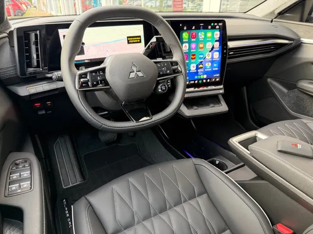 Mitsubishi Eclipse Cross 87kWh 220pk Instyle | Panoramadak | Leder | 360-Camera | App Connect