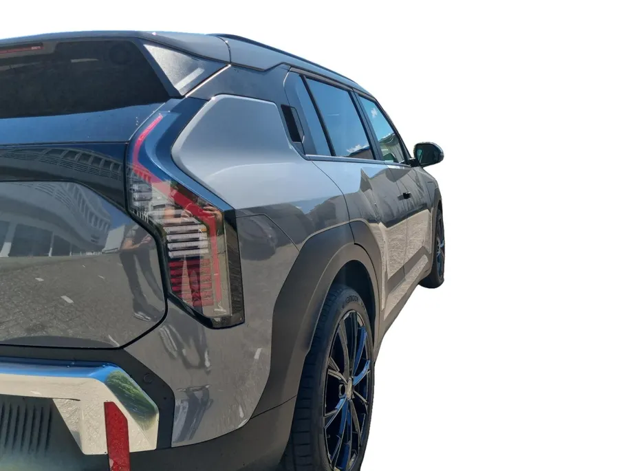 Kia EV3 Plus 58.3 kWh | Enkele op voorraad bel voor info | NU MET €3.000,- inruilpremie + €500,- korting op een Kia laadpaal | 2.99% FINANCIAL LEASE