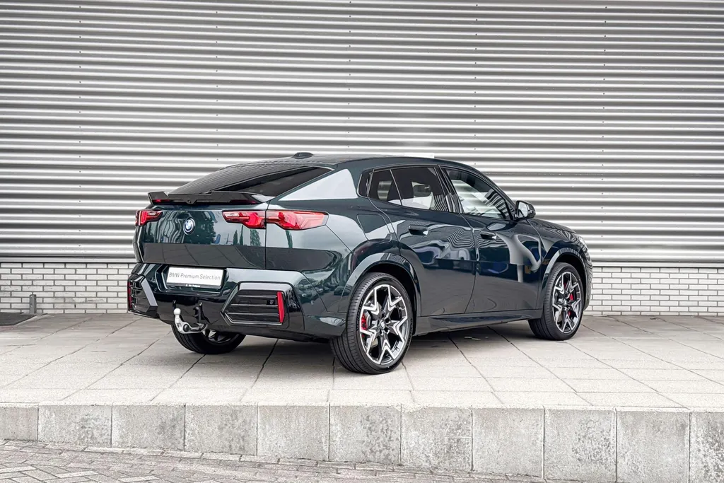 BMW iX2 eDrive20 67 kWh M Sport Edition