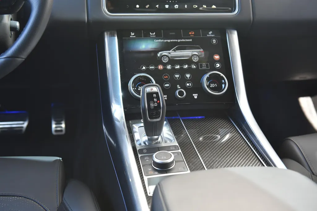 Land Rover Range Rover Sport SVR