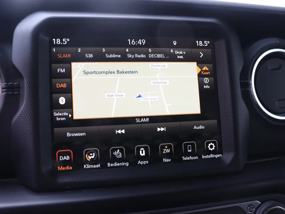 Jeep Wrangler Unlimited 4xe 380 PK Sahara | Leder | Camera | Navi | Carplay | 20'