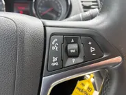 Opel Insignia 1.6 T Edition |Trekhaak| Cruise control|12maanden Bovag garantie| Nieuwe APK|