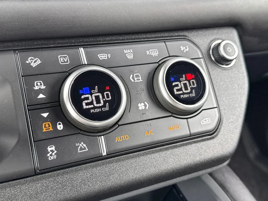 Land Rover Defender 110 2.0 P300e 110 X-Dynamic HSE