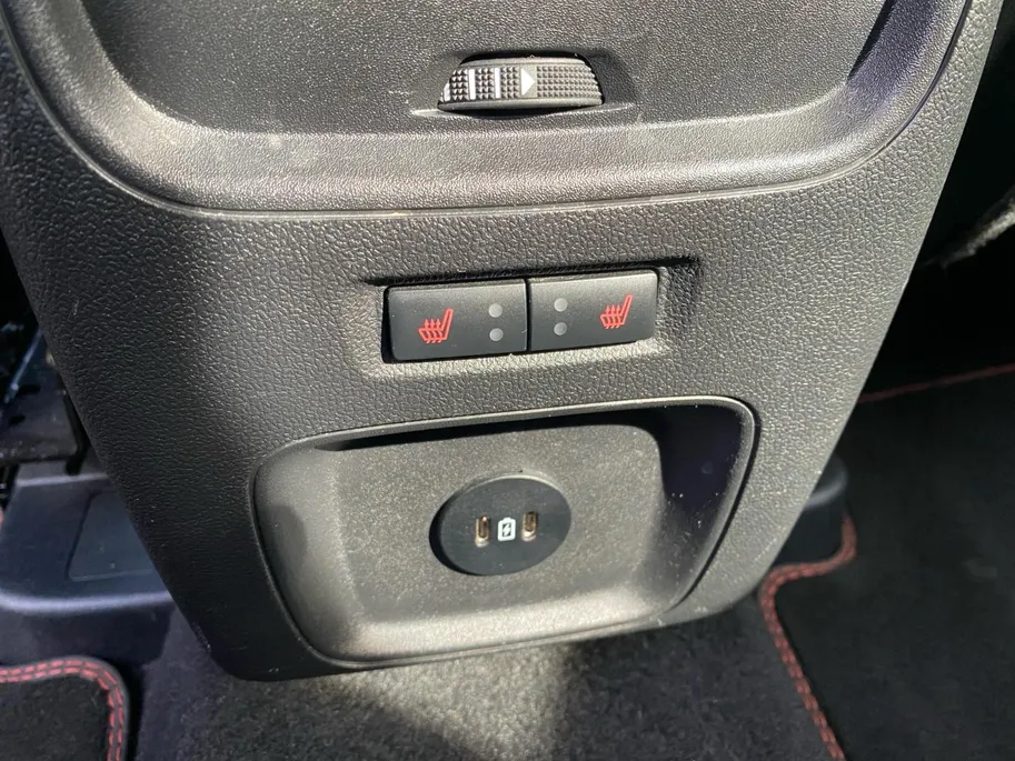 Ford Kuga 2.5 PHEV ST-Line 243PK | NL Auto | Driver Assistance Pack | Winter Pack | Adaptieve Cruise Control | BLIS | Keyless Entry | 360 graden Camera