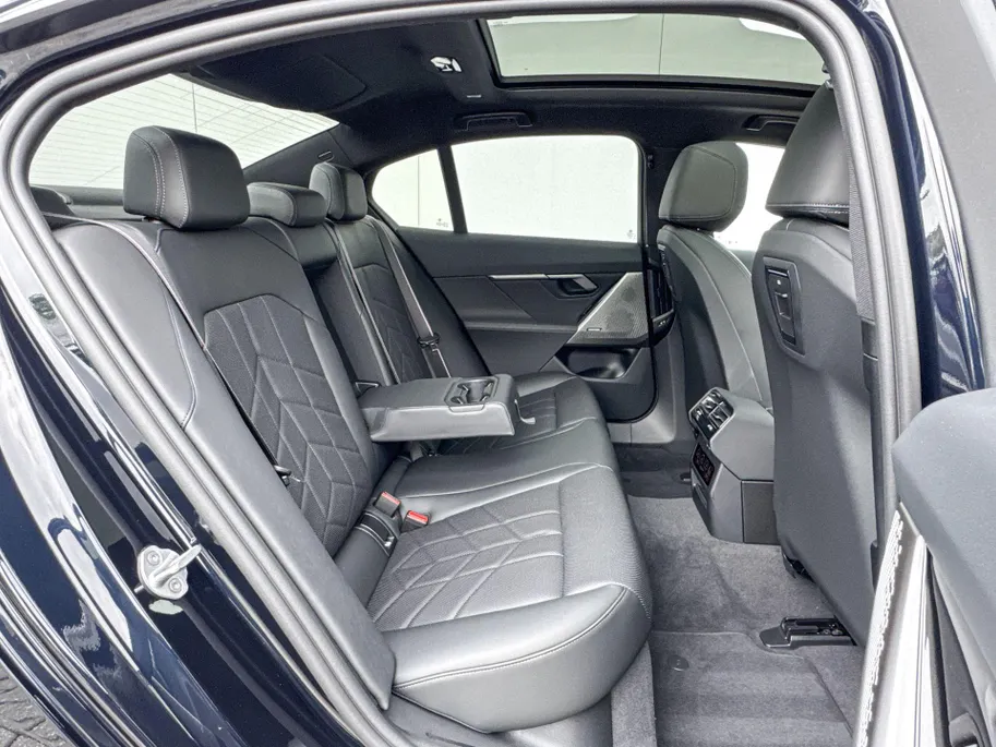 BMW 5 Serie Sedan 520i