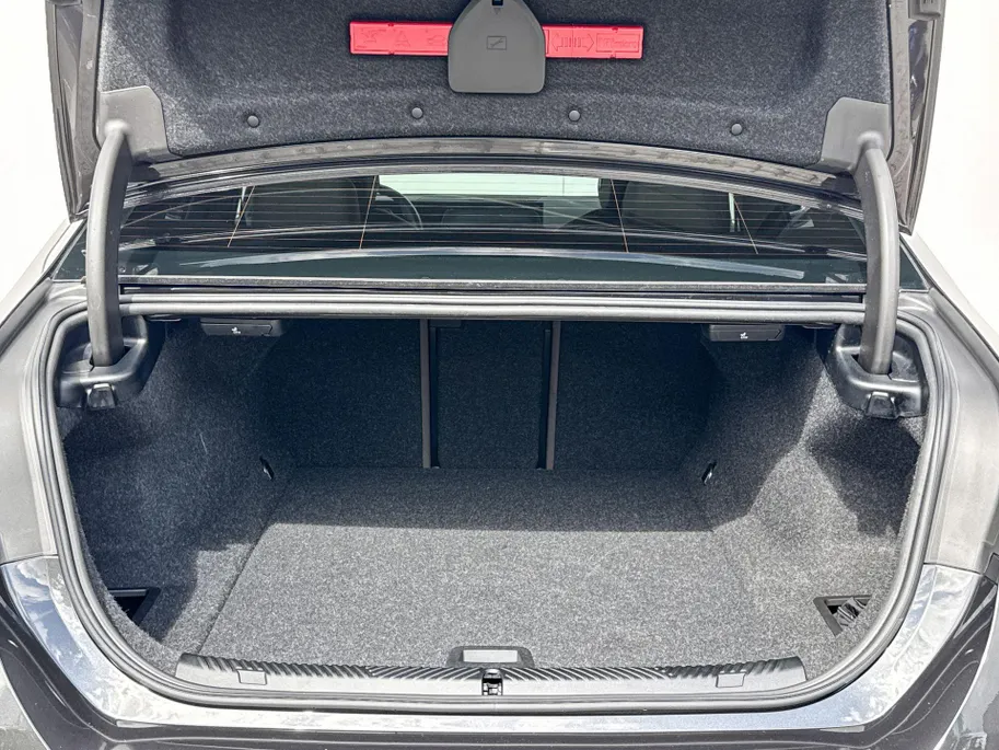 BMW i5 Sedan eDrive40