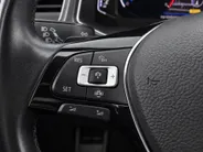 Volkswagen T-Roc 1.5 TSI 150pk DSG Style Business · Trekhaak ·  Camera · Apple/Android Car Play · Stoelverwarming · Navigatie · Dodehoeksensor ·