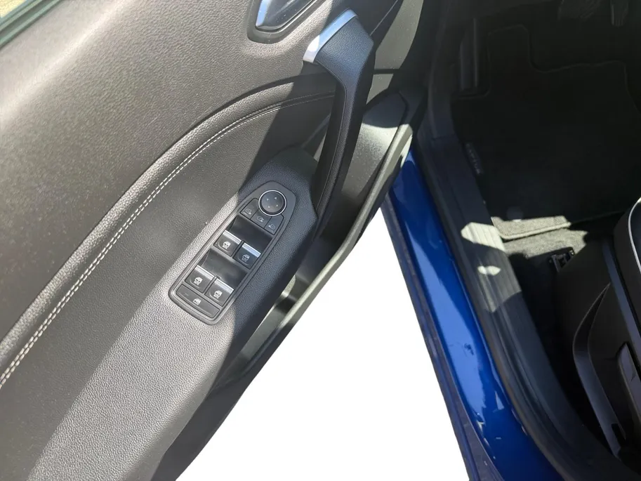 Renault Captur 1.6 E-Tech full hybrid 145 techno | Automaat | Trekhaak | Navigatie | Parkeersensoren | Camera | Apple Carplay & Android Auto | Cruise & Climate Control | 12 Maanden BOVAG Garantie