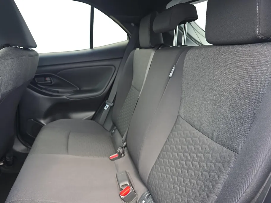 Toyota Yaris Cross 1.5 Hybrid Dynamic | NIEUW BINNEN! | Automaat | Achteruitrijcamera | Apple/Android Carplay | Adapt. Cruise Control | Climate control | 10 jaar garantie! |
