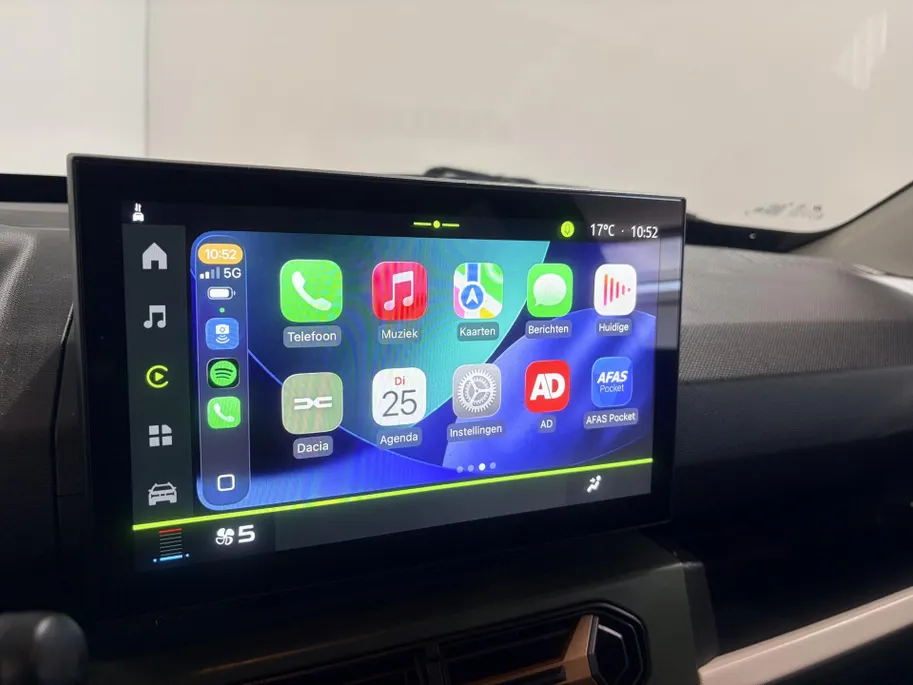 Dacia Spring Extreme 65PK 26.8 kWh Automaat | Snel Laden 40kW | Apple Carplay/Android Auto | Camera | Parkeersensoren Achter | Cruise Control | Navigatie | USB C | Bluetooth |