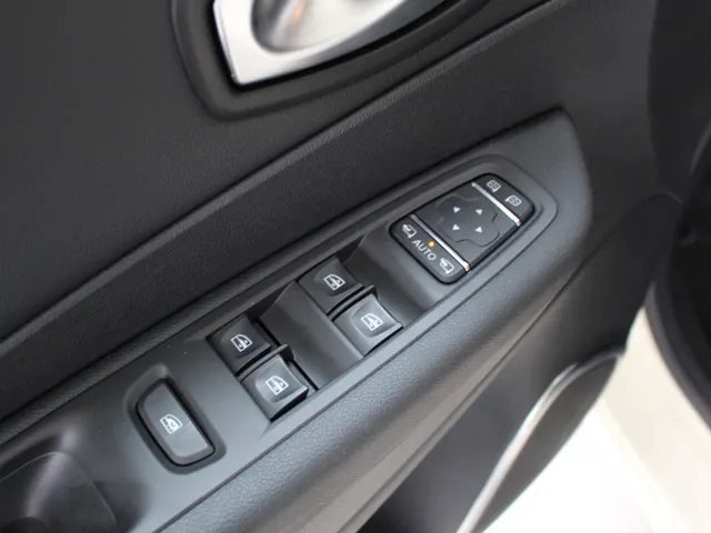 Renault Captur 0.9 TCe Intens Navigatie | Parkeercamera | Climate Control | Dodehoekdetectie | Inklapbare buitenspiegels